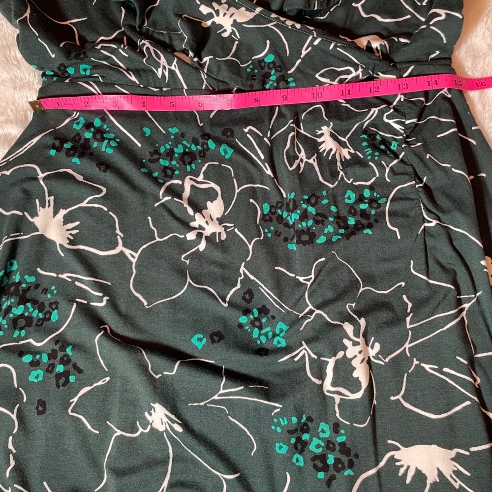 Cabi Green Floral Ruffle V-Neck Long Sleeve Wrap Dress Size M Whimsical Feminine - Picture 7 of 8
